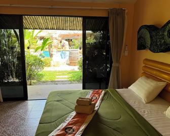 تروبيكال جاردن كامالا ريزورت - Kamala - غرفة نوم