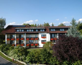 Hotel Dreisonnenberg - Neuschönau - Edificio