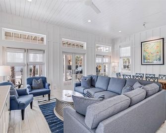 Beach Cottage w/ Mother-In-Law Suite+Great Amenities@Cinnamon Shore South! - Rockport - Living room