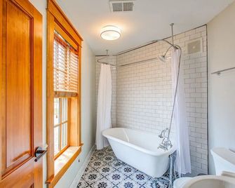 The Curtis Park Club - Denver