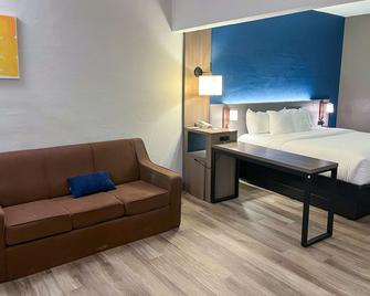 Comfort Suites Clearwater - Dunedin - קלירווטר - חדר שינה