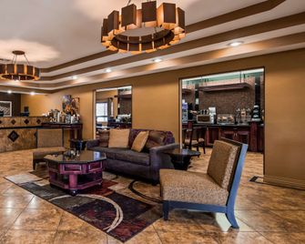 Best Western Manhattan Inn - Manhattan - Lobby