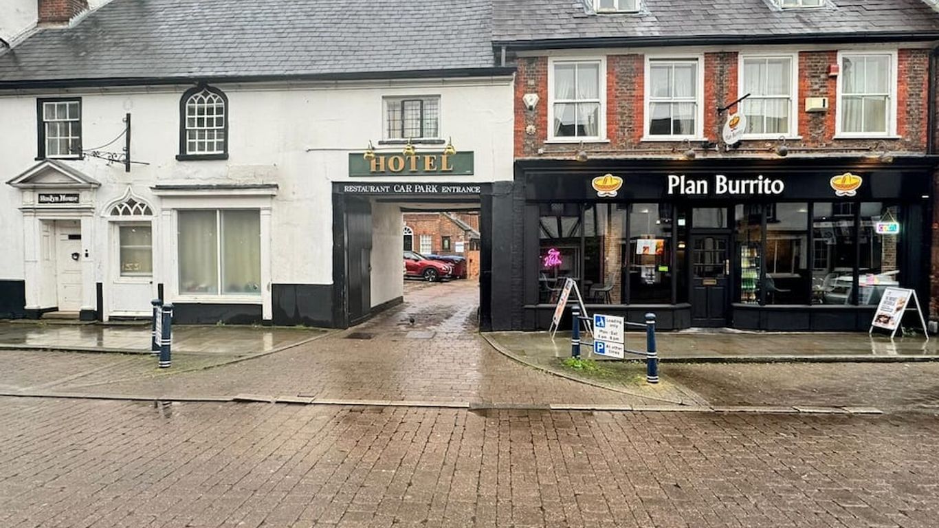 Villare Hitchin Town centre