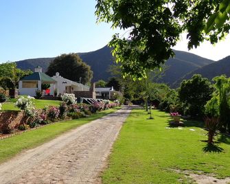 De Oude Meul Country Lodge & Restaurant - Oudtshoorn - Dış görünüm