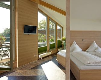 Forsthaus Grüna - קמניץ - חדר שינה