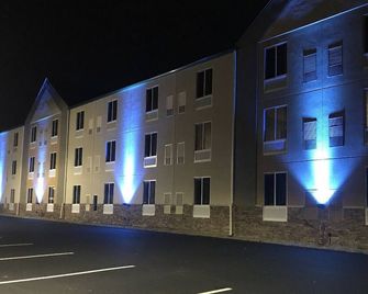 Plymouth Bay Inn - Kingston - Edificio