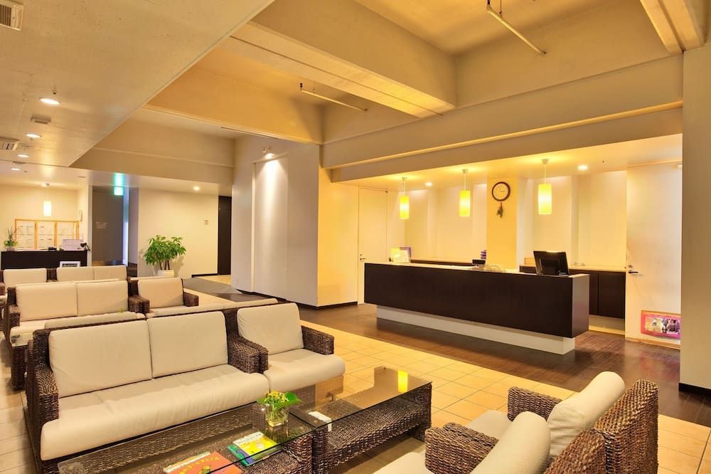 Palace In Moon Beach - Onna - Lobby