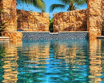 Resort Style Tranquil Oasis in Beautiful Port Saint Lucie , Florida - Port St. Lucie - Pool