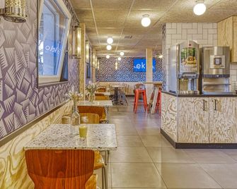 يونيسوتيل لو هافر - لو هافر - مطعم