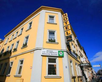 Hotel Am Kuhbogen - Hof - Bâtiment