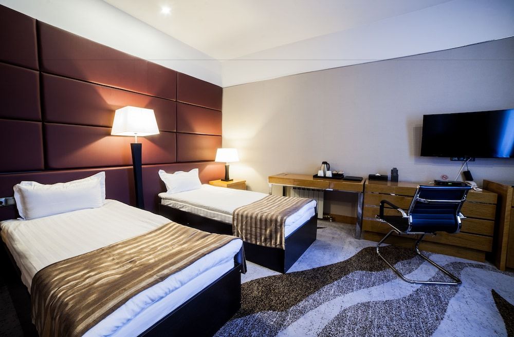 Absolute Hotel thumbnail 3