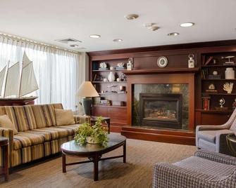 Ramada by Wyndham Boston - בוסטון - סלון