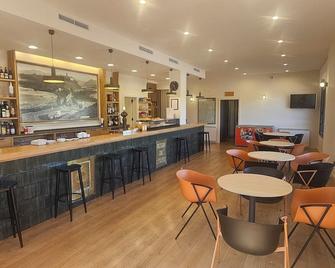 Hotel Meson De Lainsa - Aínsa - Bar