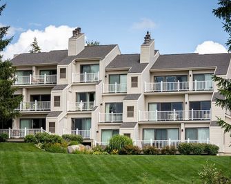 Valleyway Getaway Golf Ac 2 Beds + Baths - Traverse City - Building