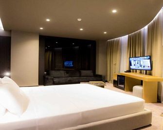 The Central View Boutique Hotel - Vlora - Dormitor