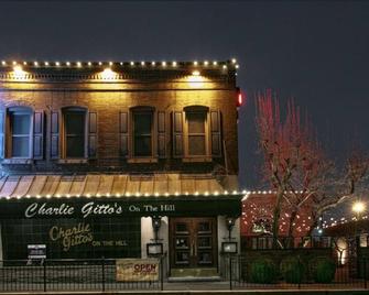 Italian Bungalow - San Luis - Edificio