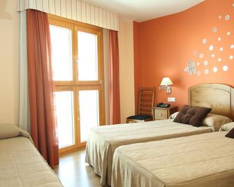 Hostal Campo Real Bed&Breakfast - Campo Real - Camera da letto