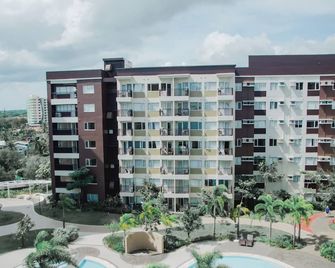 Avida Prime Suite with 3Bededrooms 35 - Iloilo City - Budynek