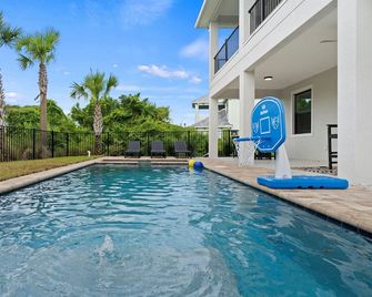 Retreat to Cinnamon Beach 2 King Beds, Private Pool & Spa Game Room Pcbv - Palm Coast - Piscina