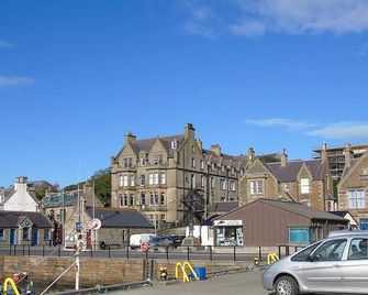 The Stromness Hotel - Stromness