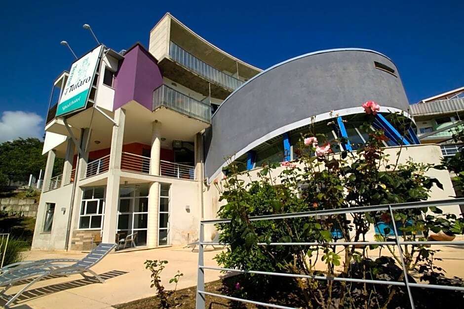 هوتل تيرمي ديل توفارو