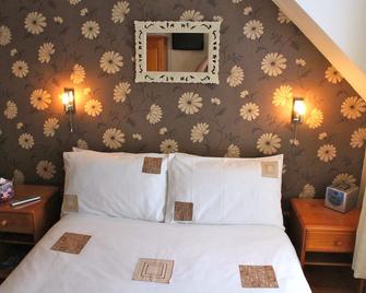 Invernook Hotel - Newquay - Bedroom