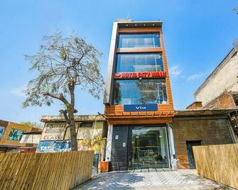 Via City Walk - Faridabad - Будівля