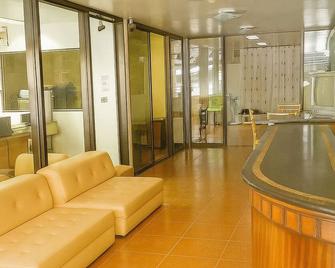 Goland Pension House & Dormitory By Sms Hospitality - Cebu City - Lobby