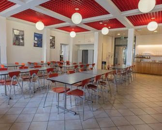 Locarno Youth Hostel - Locarno - Restaurante