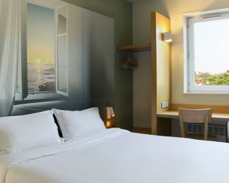 B&B HOTEL Fréjus Roquebrune-sur-Argens - Roquebrune-sur-Argens - Habitación