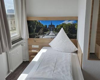 Stadthotel Kassel - Kassel - Habitación