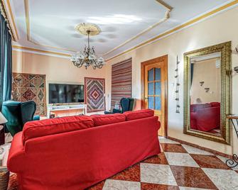 Pet Friendly Home In Vélez-Málaga - Vélez-Málaga - Salon