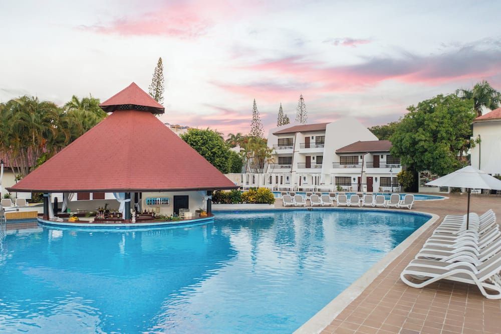BlueBay Villas Doradas - Adults Only - San Felipe de Puerto Plata - Piscina