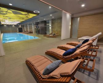 Hotel Pod Lipou Resort - Modra - Pool