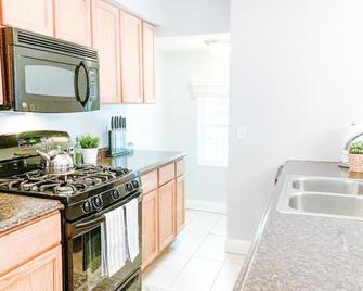 Cozy & Charming Homenortheast Minneapolisby Downtownuptownlakesvery Nice - Minneapólis - Cozinha