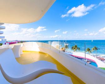 Temptation Cancun Resort - Cancún - Balkong