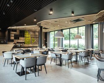 Air Hotel - ורשה - מסעדה