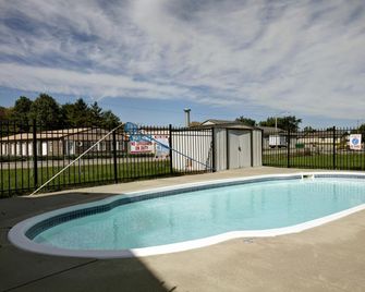 Americas Best Value Inn of Decatur - Decatur - Pool