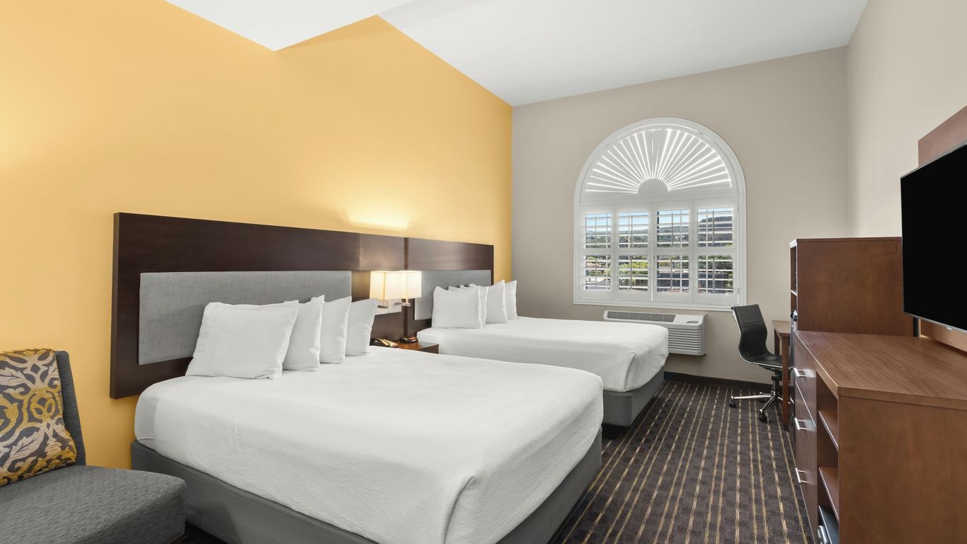 Hotel Aura San Francisco Airport