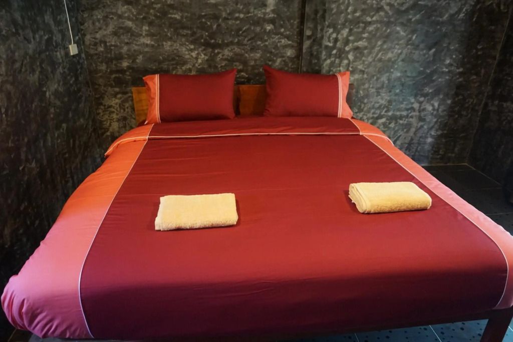 فاميلي هاتس