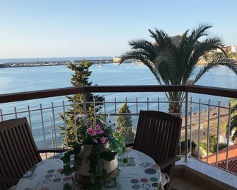 Beachfront House. Wifi. Smart Tv - Águilas - Balcony