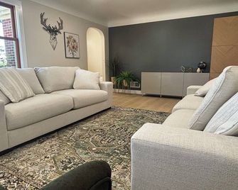 Frankenmuth Haus & Haven - Frankenmuth - Living room