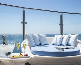 Hotel El Puerto by Pierre Vacances - Fuengirola - Balkon