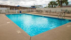 美洲最佳價值套房酒店 - 彭薩科拉 - 朋沙科拉 - 彭薩科拉 - 游泳池