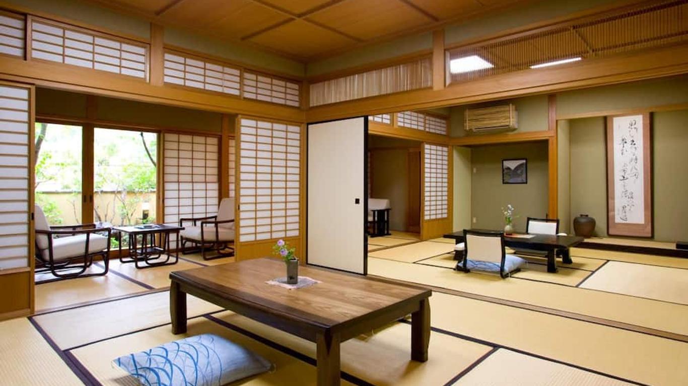 يوفوين سانتوكان