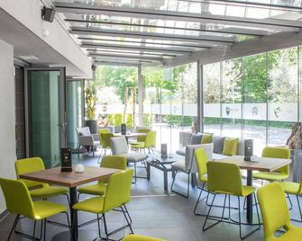 Numberone Hotel - Nuremberg - Restaurante