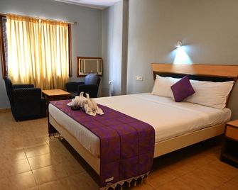 Blue Sea Hotel- Port Blair - Port Blair - Bedroom