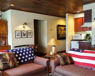 The White House Inn - Cooperstown - Sala de estar