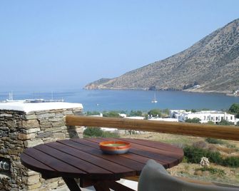 Efharis - Kamares - Balcony