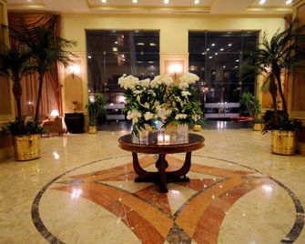 Grand Pyramids Hotel - Giza - Aula